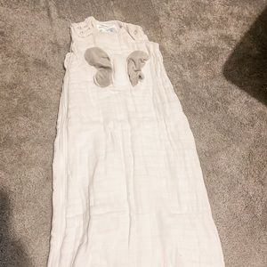 Snuggly Buddy sleep sack for babies 6-12 months